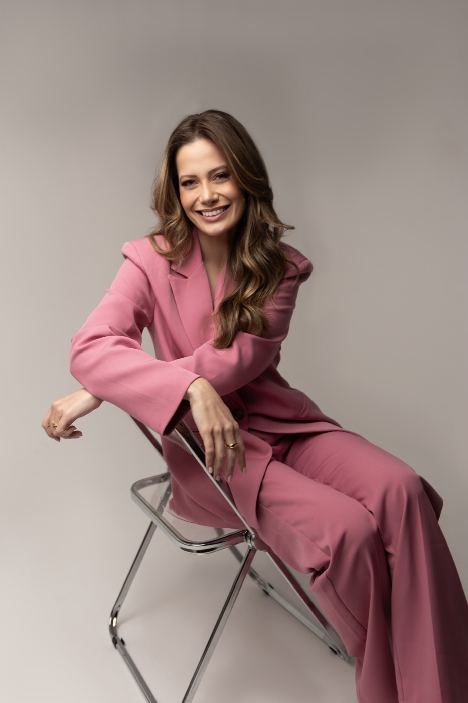 Retrato sorridente da Dra. Luana Filus Mallmann